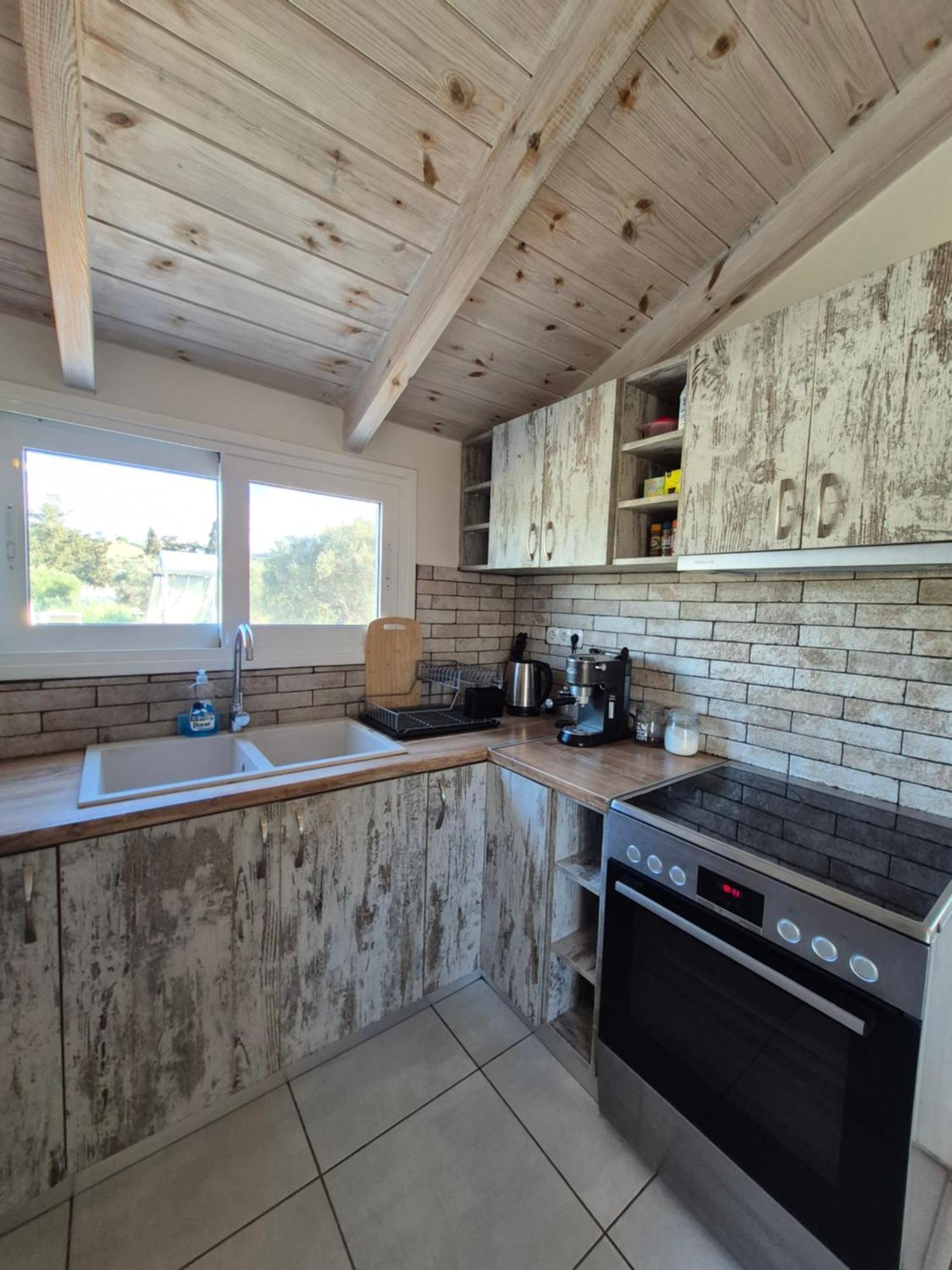 Lemonia Apartment With Yard Pitsidia Exterior foto